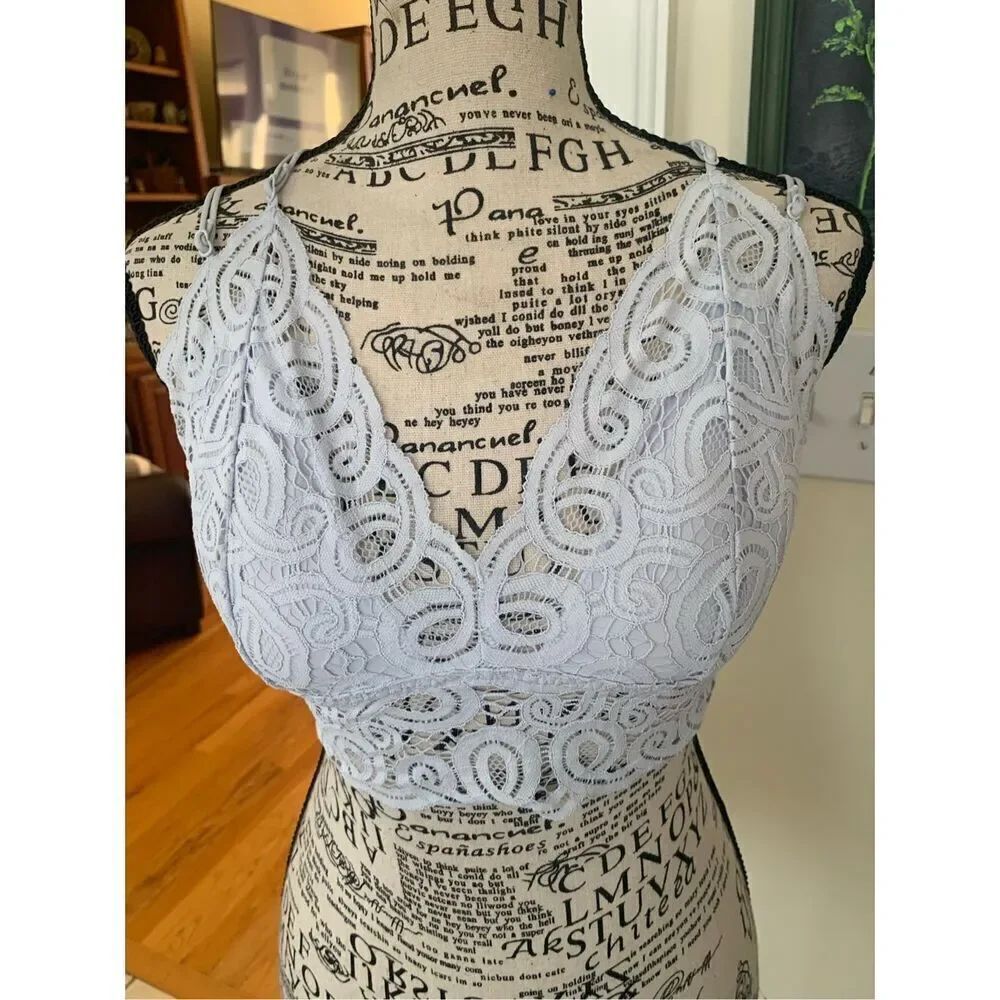 Victoria’s Secret PINK Bra Bralette Lace